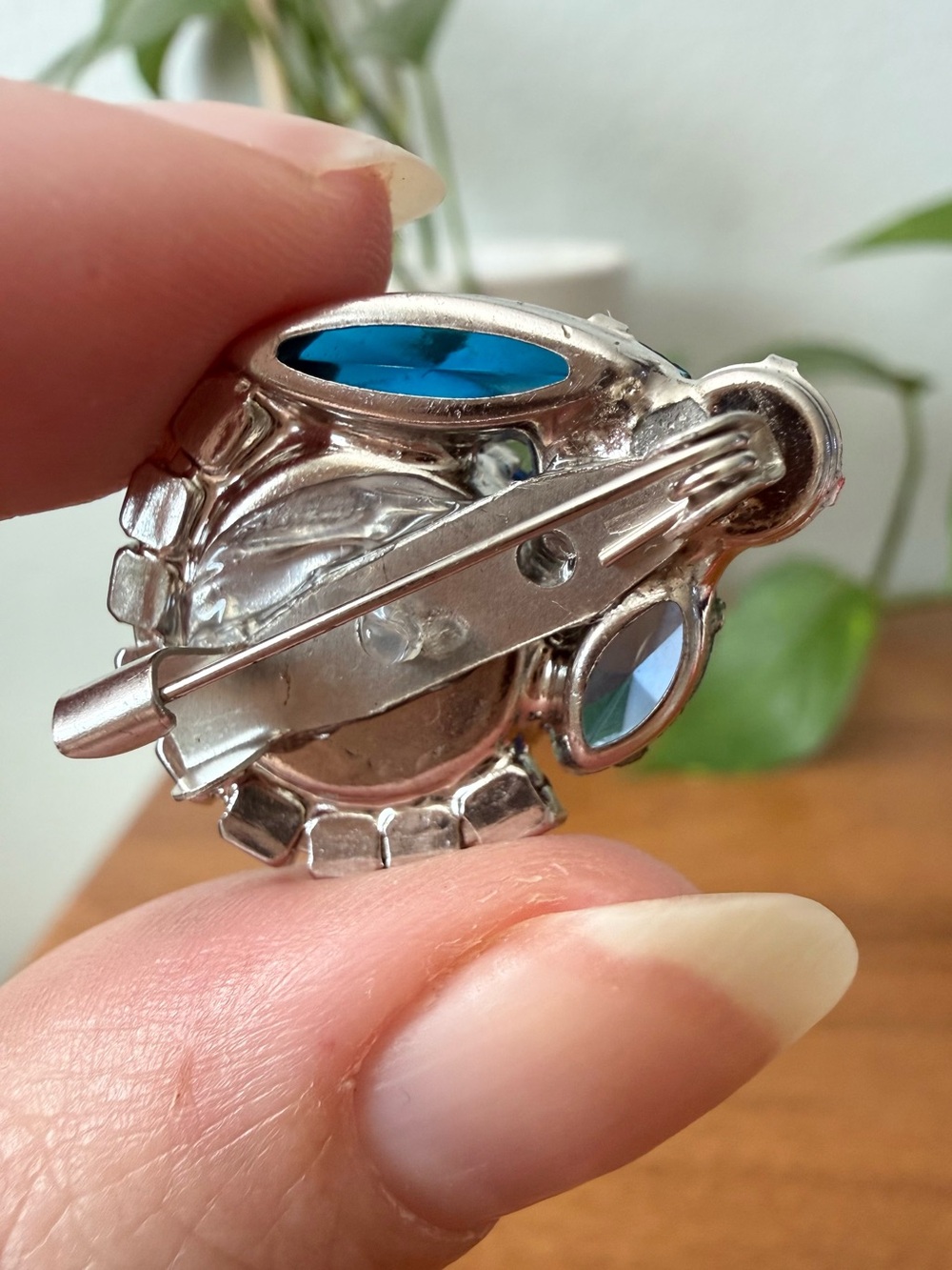 Vintage Juliana D&E Margarita Blue Crystal Rivoli Rhinestone Brooch Silvertone - Picture 3 of 15